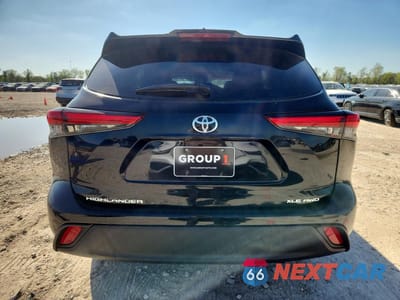 Zdjęcie 6 z 12 samochodu: 2021 TOYOTA HIGHLANDER XLE VIN:5TDGZRBH3MS536326 - miniatura