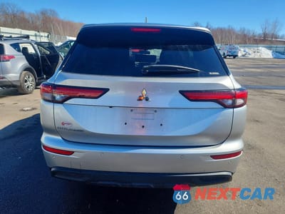 Zdjęcie 6 z 13 samochodu: 2022 MITSUBISHI OUTLANDER ES VIN:JA4J4TA87NZ033220 - miniatura