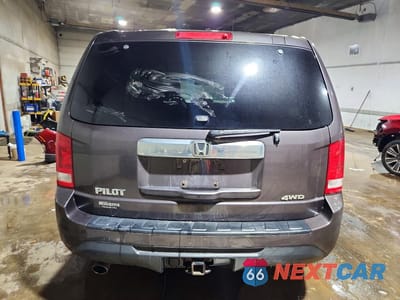 Zdjęcie 6 z 13 samochodu: 2015 HONDA PILOT EX VIN:5FNYF4H46FB074419 - miniatura