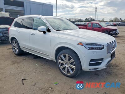 Czwarte zdjęcie samochodu z boku: 2017 VOLVO XC90 T6 VIN:YV4A22PL5H1130644 - miniatura