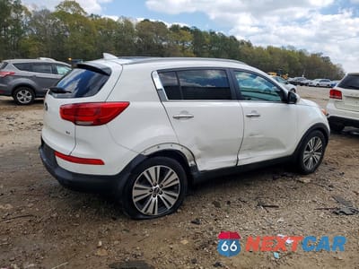 Trzecie zdjęcie samochodu z tyłu: 2016 KIA SPORTAGE EX VIN:KNDPC3AC3G7862629 - miniatura