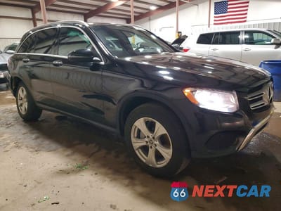 Czwarte zdjęcie samochodu z boku: 2018 MERCEDES-BENZ GLC 300 4MATIC VIN:WDC0G4KB0JV048338 - miniatura