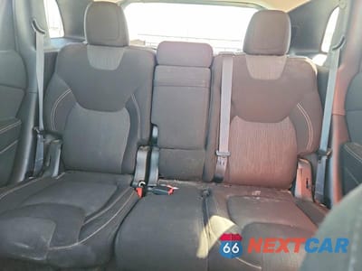 Zdjęcie 10 z 14 samochodu: 2016 JEEP CHEROKEE LATITUDE VIN:1C4PJLCB3GW324691 - miniatura