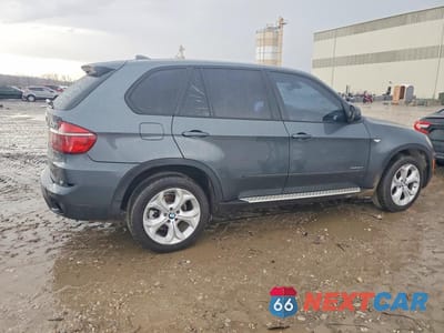 Trzecie zdjęcie samochodu z tyłu: 2011 BMW X5 XDRIVE35D VIN:5UXZW0C50BL369776 - miniatura