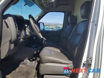 Zdjęcie 7 z 13 samochodu: 2020 NISSAN NV 2500 REFRIGERATED DELIVERY VAN VIN:1N6BF0LYXLN802150 - miniatura