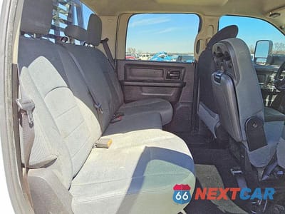 Zdjęcie 10 z 11 samochodu: 2015 RAM 2500 ST VIN:3C6UR5HL4FG576785 - miniatura