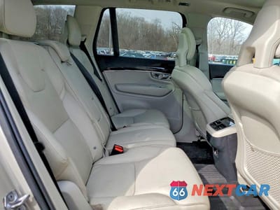 Zdjęcie 11 z 12 samochodu: 2016 VOLVO XC90 T6 VIN:YV4A22PK9G1059261 - miniatura