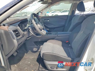 Zdjęcie 7 z 13 samochodu: 2021 NISSAN ROGUE SV VIN:JN8AT3BA0MW017827 - miniatura