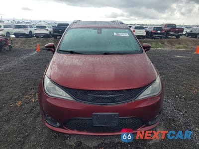 Piąte zdjęcie samochodu w środku: 2019 CHRYSLER PACIFICA LIMITED VIN:2C4RC1GG2KR720366 - miniatura