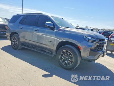 Czwarte zdjęcie samochodu z boku: 2022 CHEVROLET TAHOE K1500 Z71 VIN:1GNSKPKD5NR162034 - miniatura