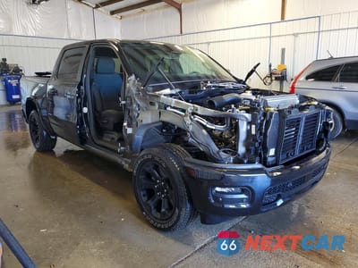 Czwarte zdjęcie samochodu z boku: 2026 RAM 1500 BIG HORN VIN:1C6SRFFT5TN197376 - miniatura