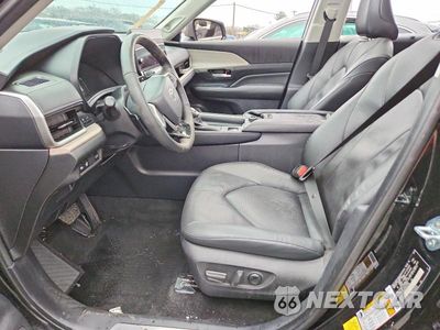 Zdjęcie 7 z 12 samochodu: 2024 TOYOTA GRAND HIGHLANDER PLATINUM VIN:2C3CDZC93HH500973 - miniatura