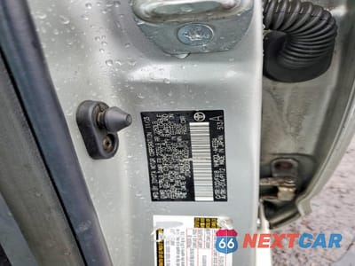 Zdjęcie 12 z 12 samochodu: 2004 TOYOTA PRIUS BASE VIN:JTDKB20U740026912 - miniatura