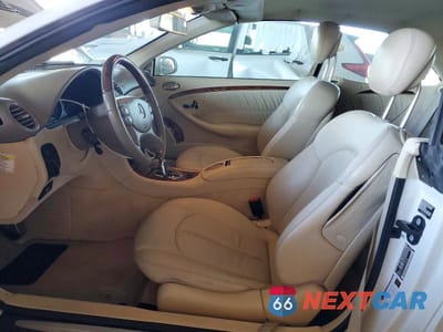Zdjęcie 7 z 12 samochodu: 2007 MERCEDES-BENZ CLK 350 VIN:WDBTK56F57T078880 - miniatura