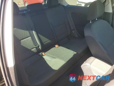 Zdjęcie 10 z 11 samochodu: 2015 VOLKSWAGEN GOLF VIN:3VW817AU8FM023510 - miniatura