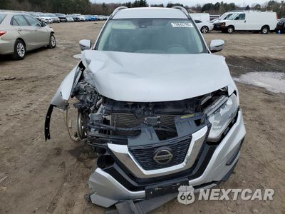Piąte zdjęcie samochodu w środku: 2019 NISSAN ROGUE SV VIN:JN8AT2MV9KW385625 - miniatura