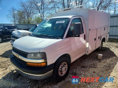 2014 CHEVROLET EXPRESS G3500 UTILITY / SERVICE TRUCK 1GB0G2CG4E1200899 - główne zdjęcie licytacji z USA - miniatura