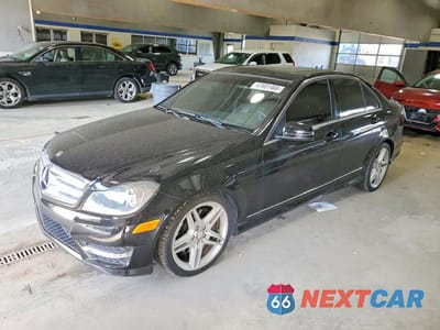 2013 MERCEDES-BENZ C 300 4MATIC WDDGF8AB1DR259129 - główne zdjęcie licytacji z USA - miniatura
