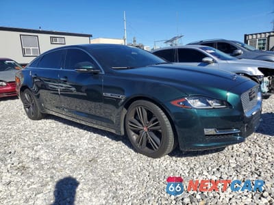 Czwarte zdjęcie samochodu z boku: 2019 JAGUAR XJL SUPERCHARGED VIN:SAJWA2GEXKMW22459 - miniatura