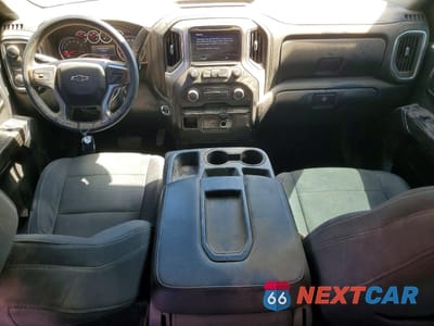 Zdjęcie 8 z 13 samochodu: 2020 CHEVROLET SILVERADO K1500 RST VIN:1GCRYEEK2LZ271858 - miniatura