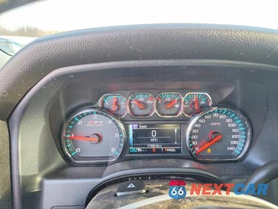 Zdjęcie 9 z 11 samochodu: 2017 CHEVROLET SILVERADO K1500 LT VIN:1GCVKREC7HZ379609 - miniatura