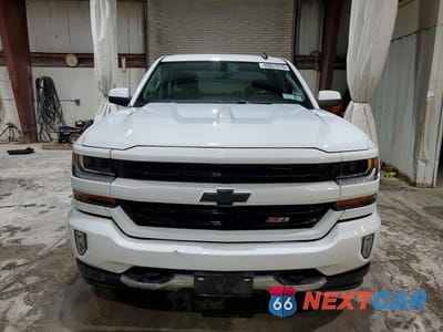 Piąte zdjęcie samochodu w środku: 2019 CHEVROLET SILVERADO LD K1500 LT VIN:2GCVKPEC0K1123932 - miniatura