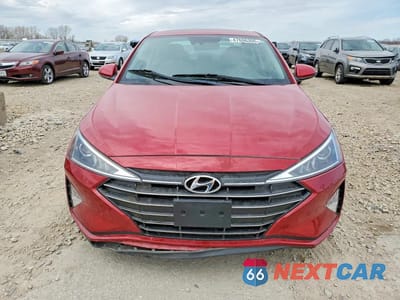Piąte zdjęcie samochodu w środku: 2019 HYUNDAI ELANTRA SEL VIN:KMHD84LF7KU779423 - miniatura