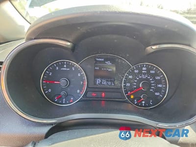 Zdjęcie 9 z 12 samochodu: 2016 KIA FORTE LX VIN:KNAFX4A61G5499093 - miniatura