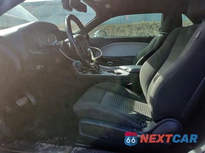 Zdjęcie 7 z 11 samochodu: 2019 DODGE CHALLENGER SXT VIN:2C3CDZGG1KH760014 - miniatura