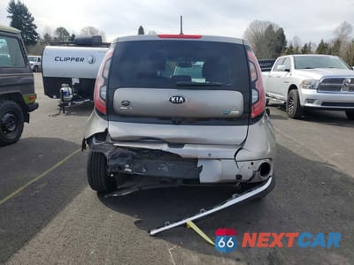 Zdjęcie 6 z 12 samochodu: 2018 KIA SOUL EV + VIN:KNDJX3AE2J7032274 - miniatura