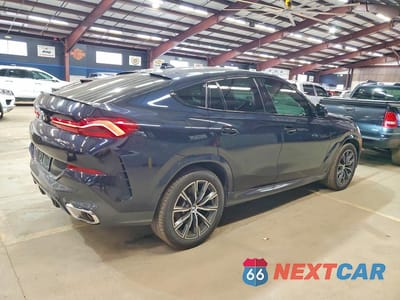 Trzecie zdjęcie samochodu z tyłu: 2020 BMW X6 XDRIVE40I VIN:5UXCY6C06L9C37565 - miniatura