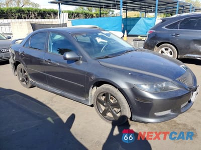 Czwarte zdjęcie samochodu z boku: 2004 MAZDA 6 S VIN:1YVHP80D545N58770 - miniatura