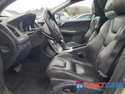 Zdjęcie 7 z 13 samochodu: 2017 VOLVO XC60 T6 DYNAMIC VIN:YV449MRR0H2006085 - miniatura