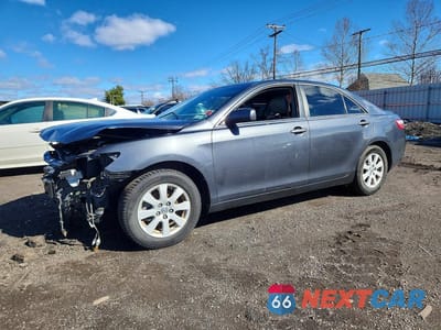 2007 TOYOTA CAMRY XLE V6 4T1BK46K97U048288 - główne zdjęcie licytacji z USA - miniatura