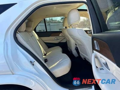 Piąte zdjęcie samochodu w środku: 2021 MERCEDES-BENZ GLE 350 4MATIC VIN:4JGFB4KB5MA475780 - miniatura