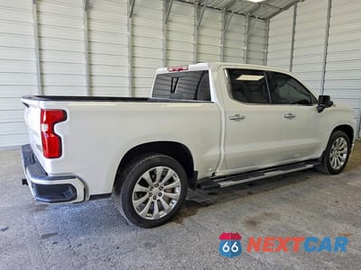 Trzecie zdjęcie samochodu z tyłu: 2020 CHEVROLET SILVERADO C1500 HIGH COUNTRY VIN:3GCPWFED1LG186191 - miniatura