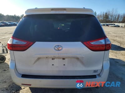 Zdjęcie 6 z 13 samochodu: 2015 TOYOTA SIENNA XLE PREMIUM 7-PASSENGER VIN:5TDDK3DC0FS124471 - miniatura