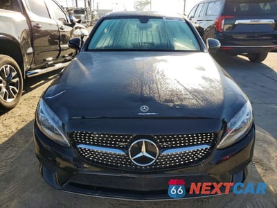 Piąte zdjęcie samochodu w środku: 2020 MERCEDES-BENZ C 300 VIN:W1KWF8DB2LR598262 - miniatura