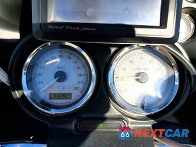 Zdjęcie 7 z 9 samochodu: 2013 HARLEY-DAVIDSON FLTRX ROAD GLIDE CUSTOM VIN:1HD1KHM13DB692635 - miniatura