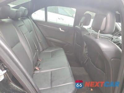 Zdjęcie 10 z 11 samochodu: 2012 MERCEDES-BENZ C 250 4MATIC VIN:WDDGF8FB3CA735614 - miniatura