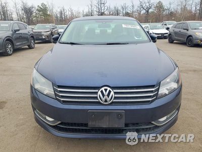 Piąte zdjęcie samochodu w środku: 2015 VOLKSWAGEN PASSAT SE VIN:1VWBT7A32FC109369 - miniatura
