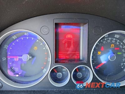 Zdjęcie 9 z 11 samochodu: 2006 VOLKSWAGEN NEW GTI VIN:WVWEV71K96W107876 - miniatura