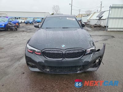 Piąte zdjęcie samochodu w środku: 2022 BMW 320XI VIN:3MW5R7J08N8C72938 - miniatura