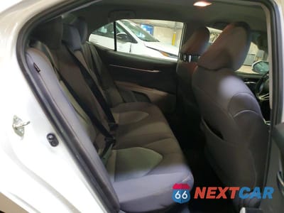 Zdjęcie 10 z 12 samochodu: 2019 TOYOTA CAMRY HYBRID LE VIN:4T1B31HKXKU517101 - miniatura