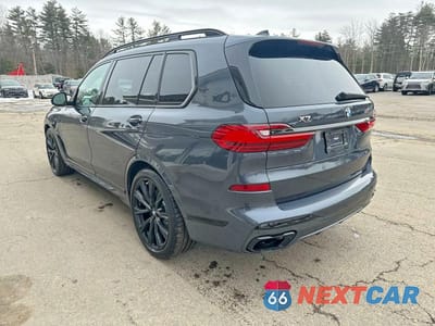 Trzecie zdjęcie samochodu z tyłu: 2022 BMW X7 M50I VIN:5UXCX6C00N9J47458 - miniatura