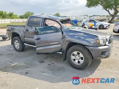 Czwarte zdjęcie samochodu z boku: 2014 TOYOTA TACOMA PRERUNNER V6 VIN:3TMJU4GN3EM171962 - miniatura