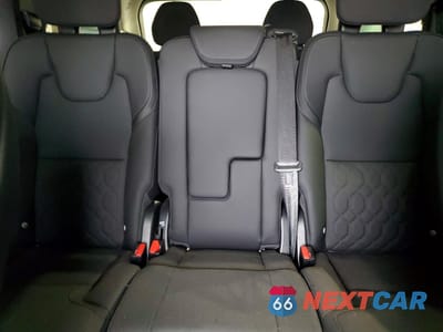 Zdjęcie 10 z 13 samochodu: 2025 VOLVO XC90 PLUS VIN:YV4062PB1S1366853 - miniatura