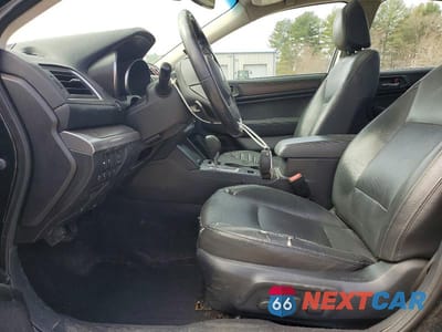 Zdjęcie 7 z 12 samochodu: 2017 SUBARU LEGACY 2.5I LIMITED VIN:4S3BNAN64H3006505 - miniatura