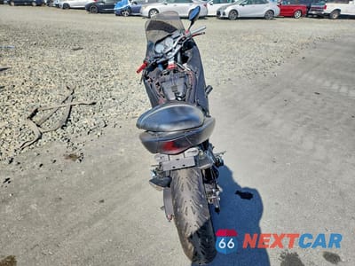 Czwarte zdjęcie samochodu z boku: 2006 KAWASAKI EX650 A6F VIN:JKAEXEA146A003888 - miniatura