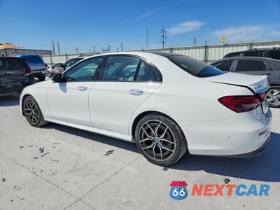 Drugie zdjęcie samochodu z przodu: 2022 MERCEDES-BENZ E 350 VIN:W1KZF8DB9NB044872 - miniatura